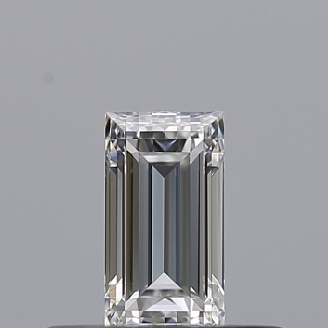 0.27 carat Baguette diamond E IF 