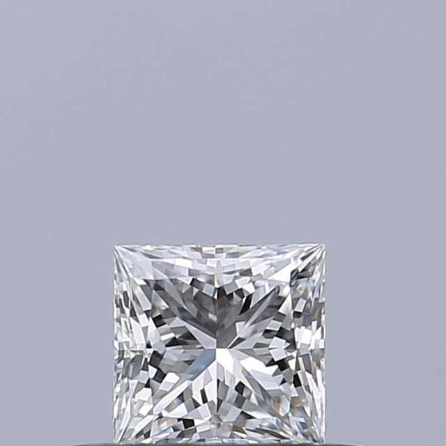 0.30 carat Princess diamond E VVS1 