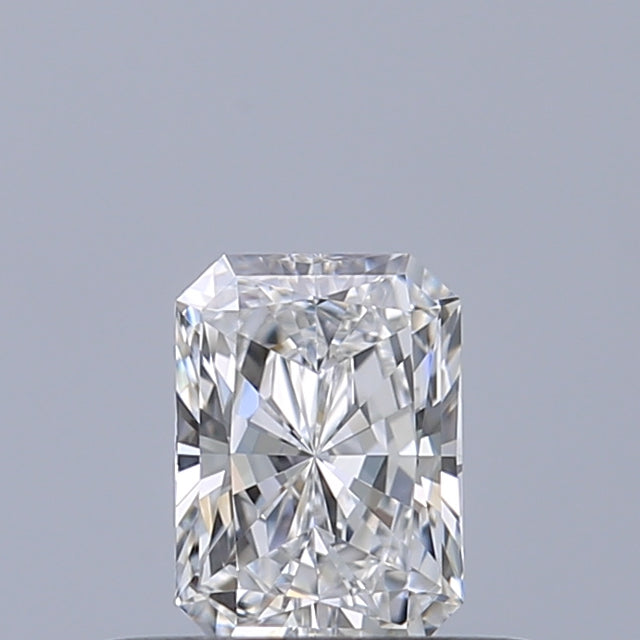 0.33 carat Radiant diamond D IF 