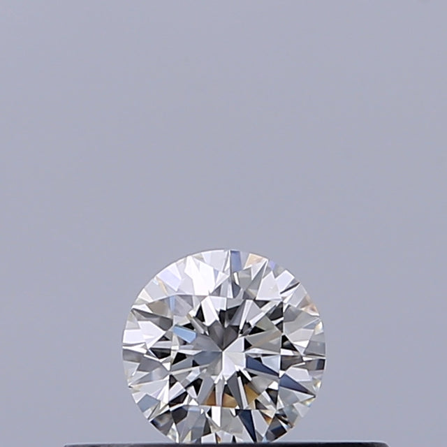 0.18 carat Round diamond F VVS2 Excellent