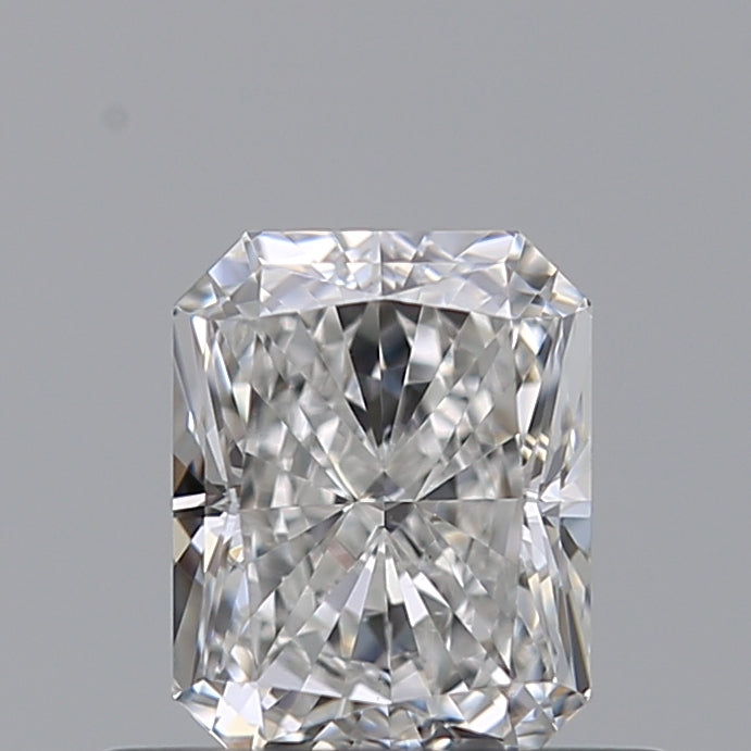 0.51 carat Radiant diamond E  VS2