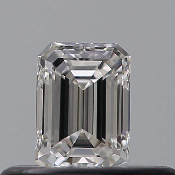 0.23 carat Emerald diamond E  VS1