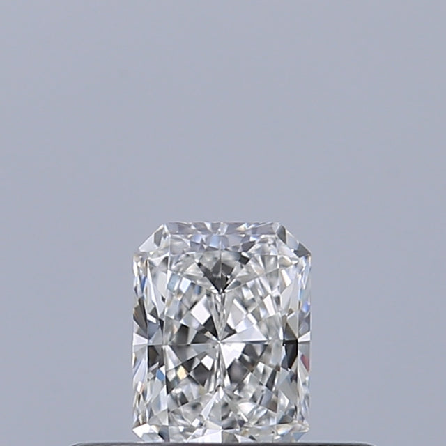 0.23 carat Radiant diamond E IF 