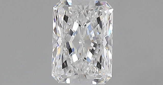 0.70 carat Radiant diamond D IF 