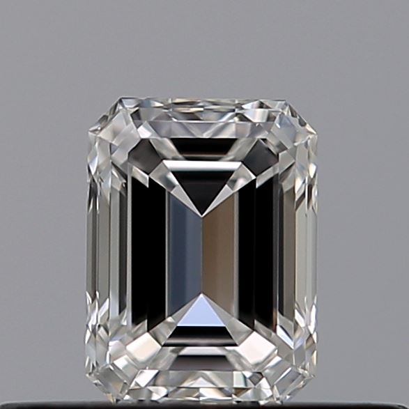 0.34 carat Emerald diamond E  VVS2