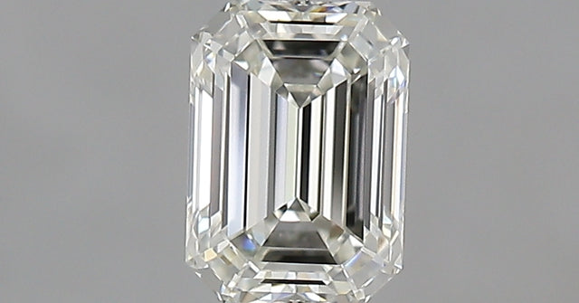 0.72 carat Emerald diamond H IF Excellent