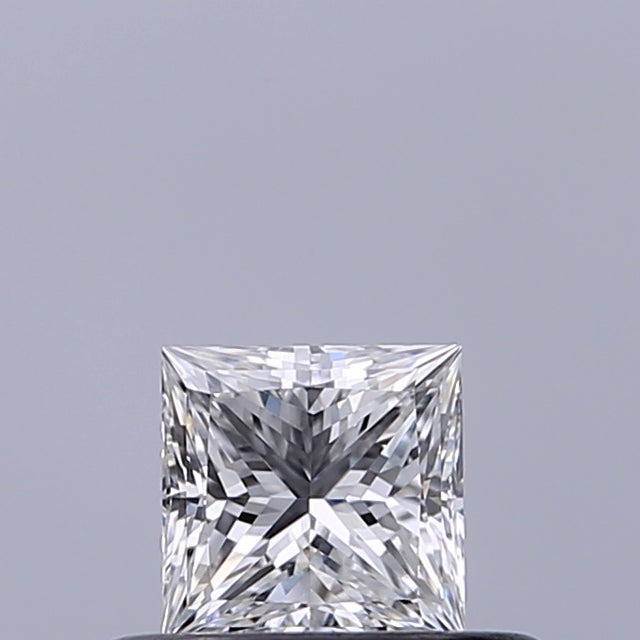 0.32 carat Princess diamond E VVS1 