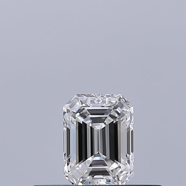 0.23 carat Emerald diamond E VVS1 