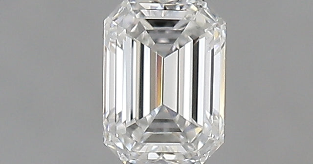 0.38 carat Emerald diamond F VVS2 