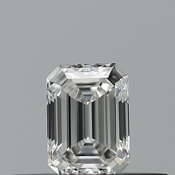 0.23 carat Emerald diamond E VVS2 