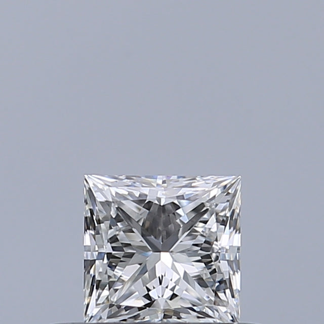 0.33 carat Princess diamond E VVS1 
