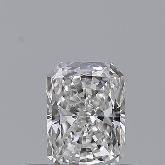 0.33 carat Radiant diamond F  VVS2