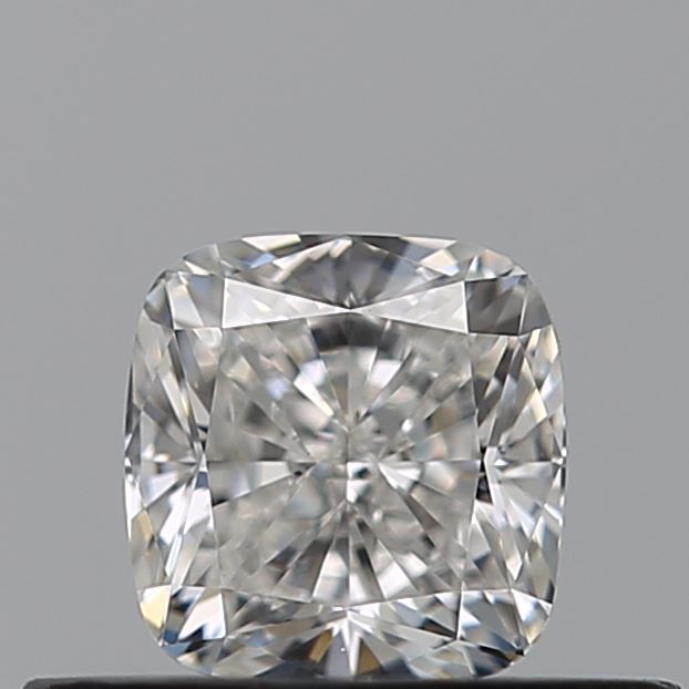 0.40 carat Cushion diamond F  VVS2