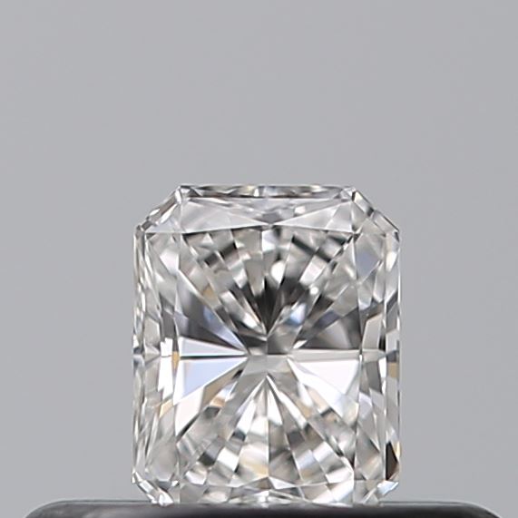 0.23 carat Radiant diamond F VVS1 