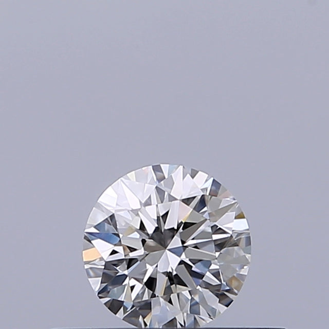 0.27 carat Round diamond G IF Excellent