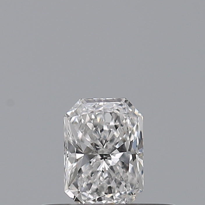 0.23 carat Radiant diamond E  VVS1