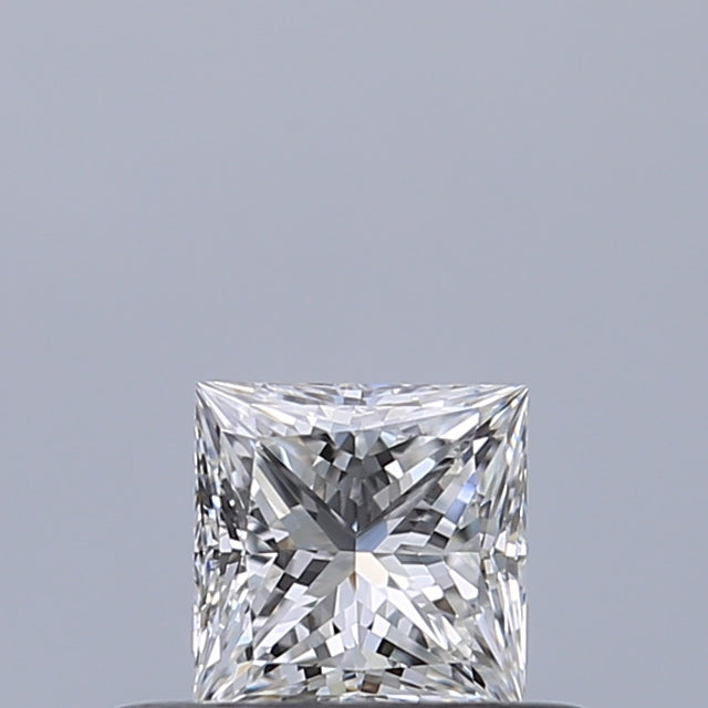 0.31 carat Princess diamond E VVS2 