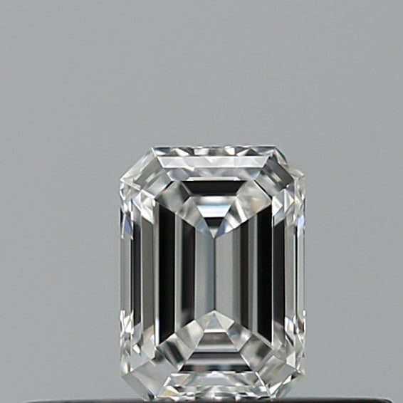 0.23 carat Emerald diamond E VVS1 