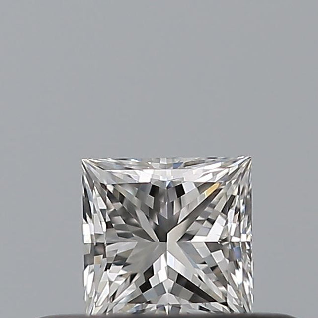 0.23 carat Princess diamond G VVS2 