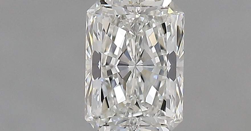 0.70 carat Radiant diamond F VVS1 VeryGood