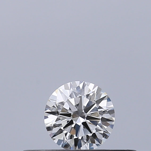 0.18 carat Round diamond E IF Excellent