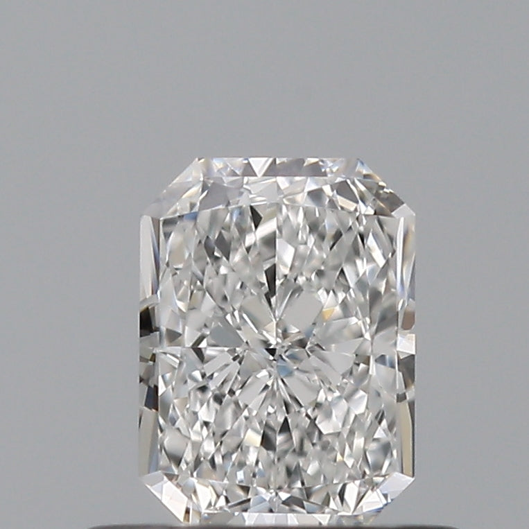 0.50 carat Radiant diamond F  VVS2