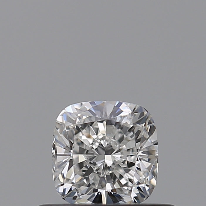 0.40 carat Cushion diamond F  VVS1