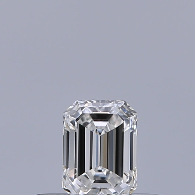 0.23 carat Emerald diamond E IF 