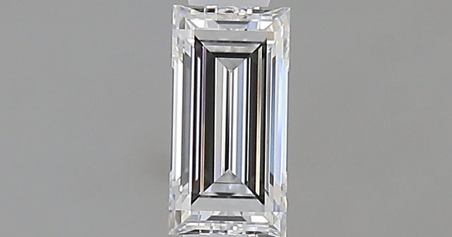 0.33 carat Baguette diamond D VVS1 