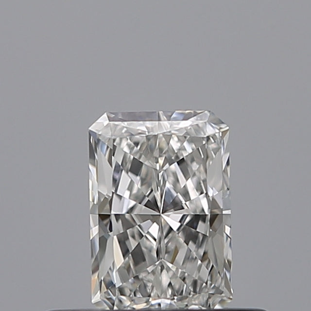 0.33 carat Radiant diamond E VVS1 