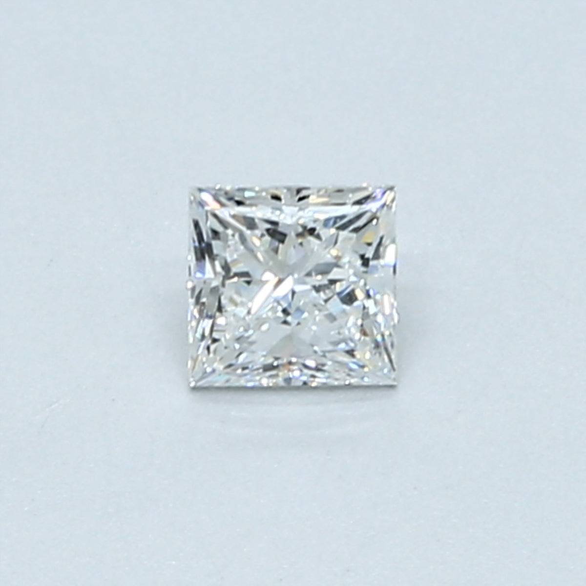 0.3 carat Princess diamond D  VS1