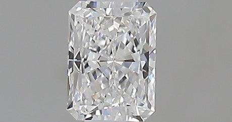 0.27 carat Radiant diamond E VS1 