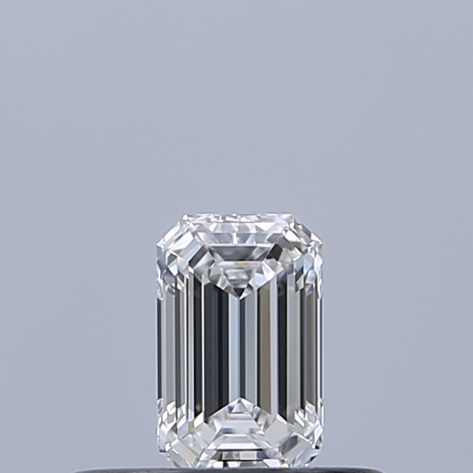 0.24 carat Emerald diamond E VVS1 