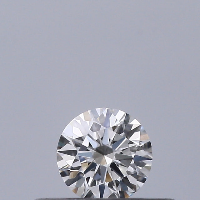 0.18 carat Round diamond E VVS2 Excellent