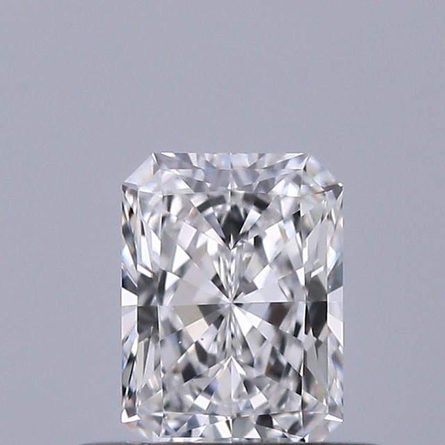0.41 carat Radiant diamond D VS1 