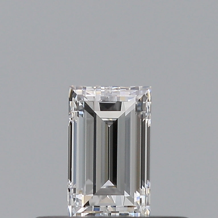 0.25 carat Baguette diamond D  VS2