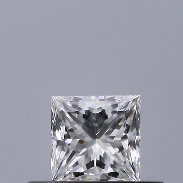 0.30 carat Princess diamond F VVS2 