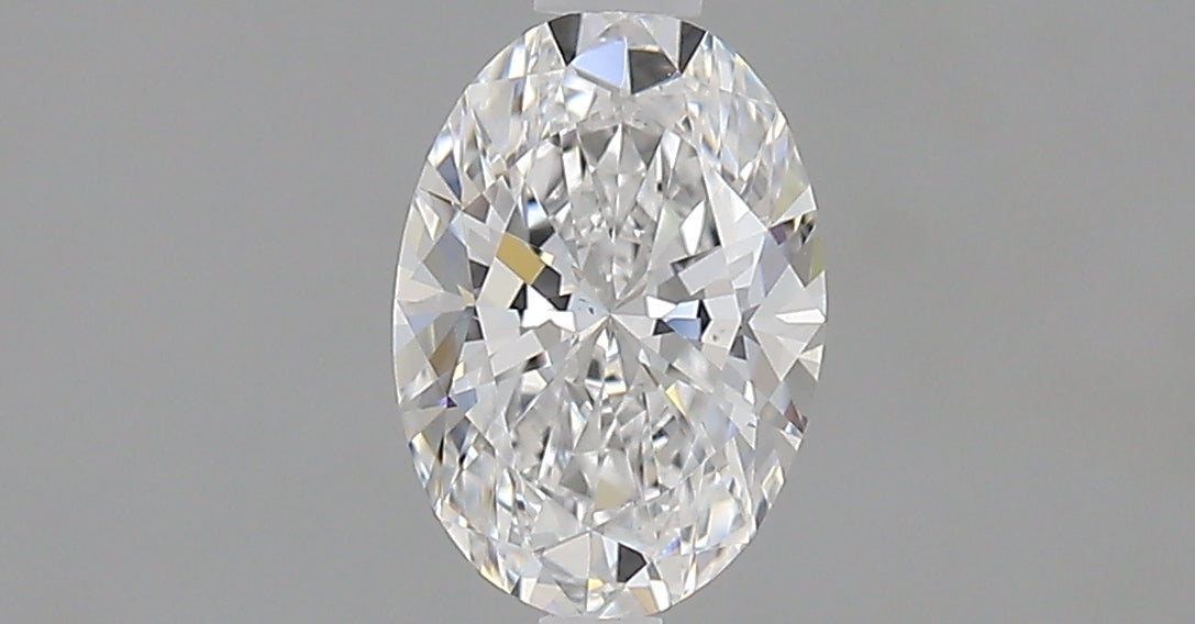 0.71 carat Oval diamond E VS2 