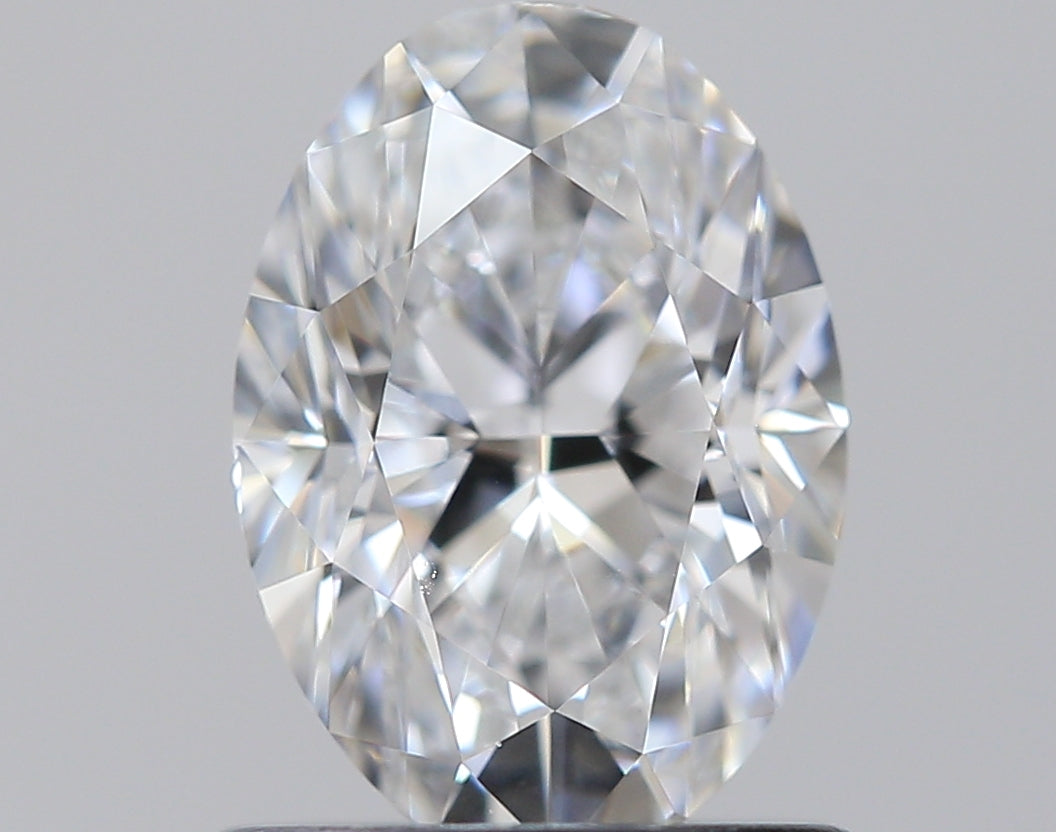0.90 carat Oval diamond D VS2 