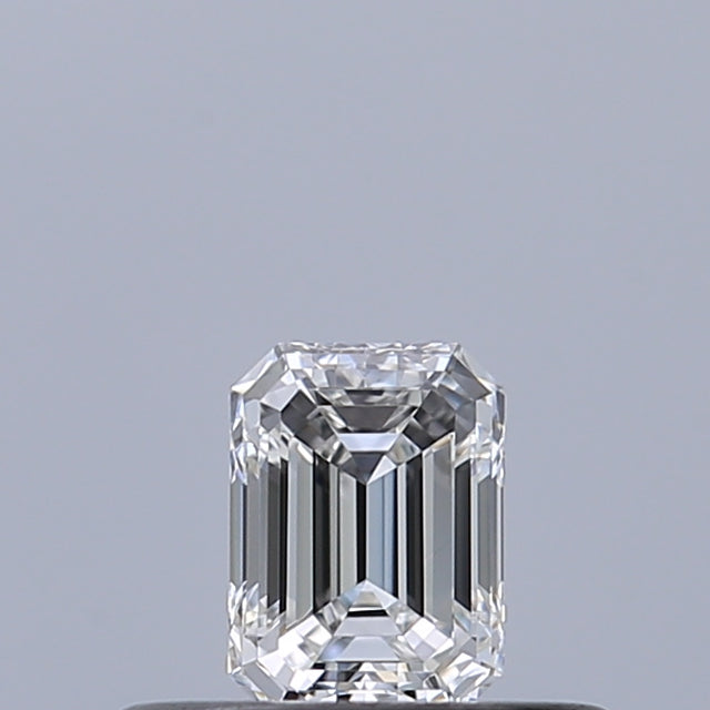 0.23 carat Emerald diamond E VVS1 