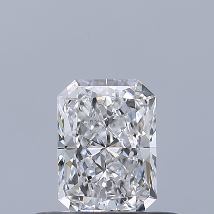 0.37 carat Radiant diamond D VVS2 