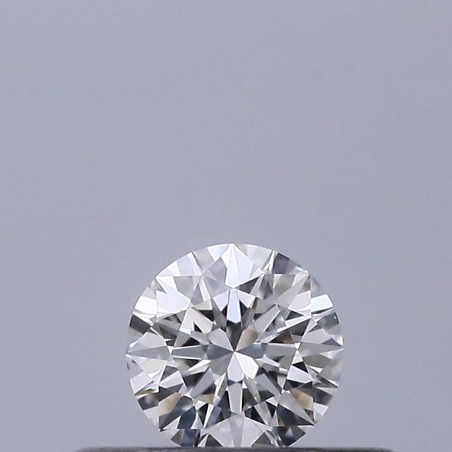 0.18 carat Round diamond E VVS2 Excellent