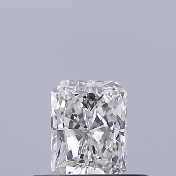 0.30 carat Radiant diamond F IF 