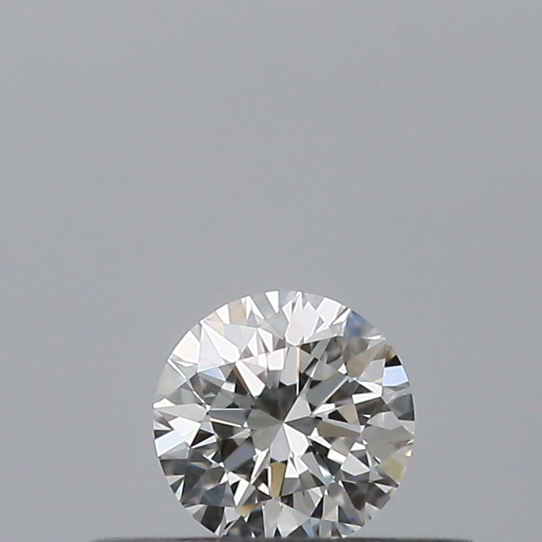 0.18 carat Round diamond F  VVS1 Excellent