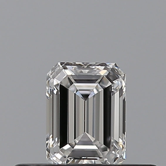 0.30 carat Emerald diamond E VVS2 