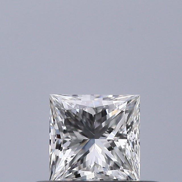 0.32 carat Princess diamond G VVS2 