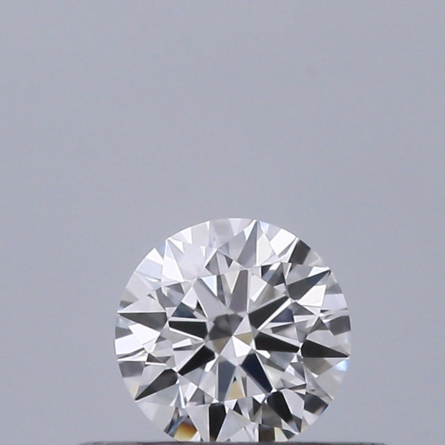 0.24 carat Round diamond D VVS2 Excellent