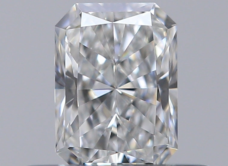 0.34 carat Radiant diamond E  VVS1