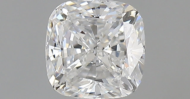 1.00 carat Cushion diamond E VS2 