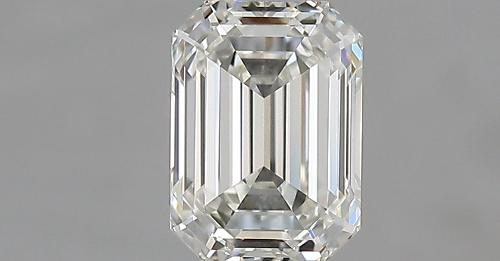 1.01 carat Emerald diamond J IF 